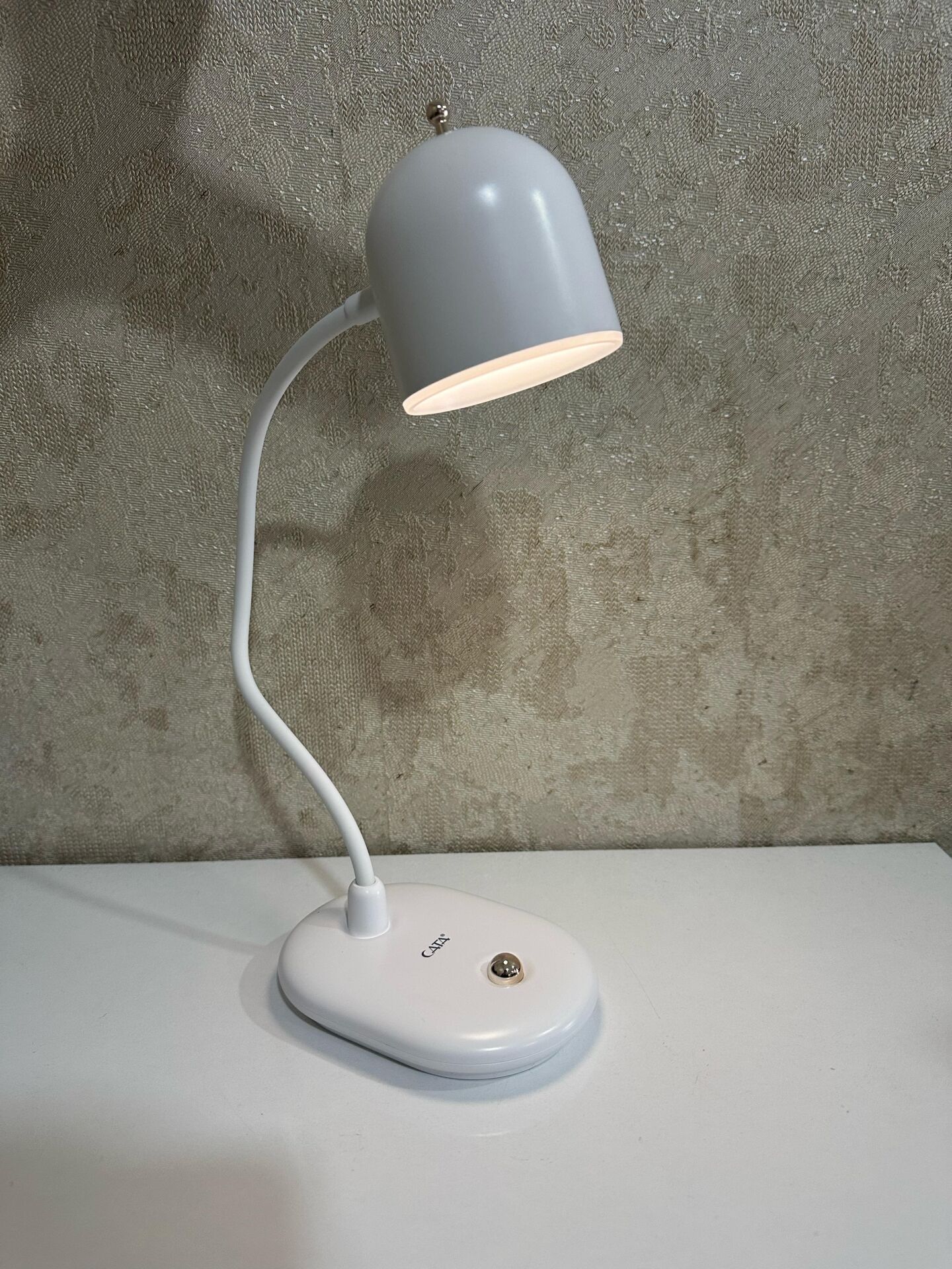 CATA CT 8440 Beyaz Kasa Dimmerli Dokunmatik 4000K Berlin Masa Lambası
